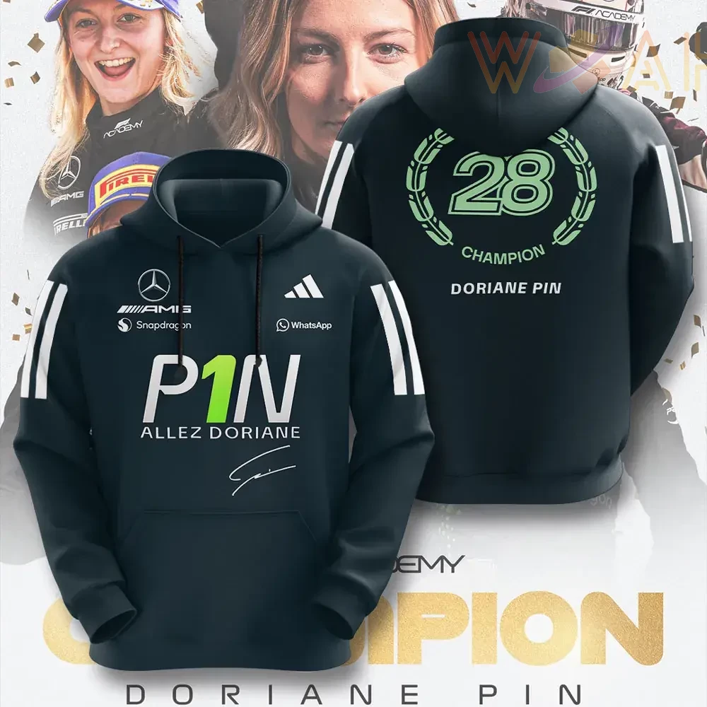 Doriane Pin Hoodie 03