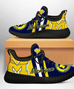 Michigan Wolverines Custom Sneakers 02
