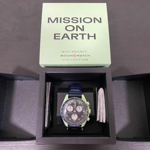 Mission on Earth SO33G100 Bioceramic Moonswatch 1 2